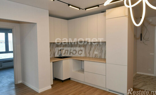 Продажа 2-комн квартиры на вторичном рынке Базовская улица,  д. 15Б к4