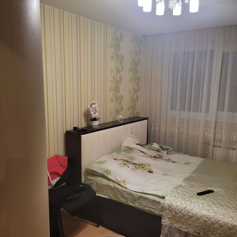 Продажа 3-комн квартиры на вторичном рынке Коммунар г., улица Гатчинская, 16А