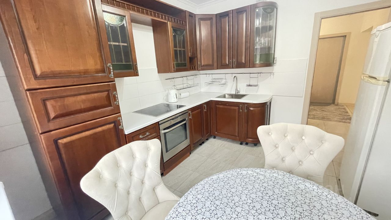 Аренда 3-комн квартиры на вторичном рынке улица Кварцевая, 3к2