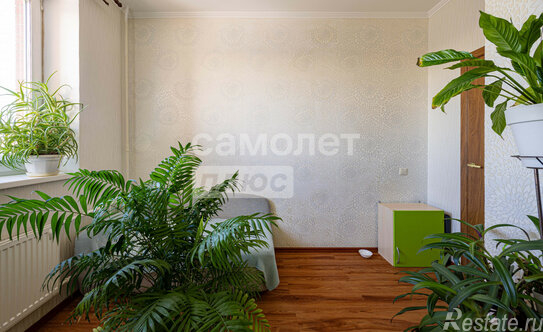 Продажа 1-комн квартиры на вторичном рынке Львовский, улица Орджоникидзе,  д. 2 к3