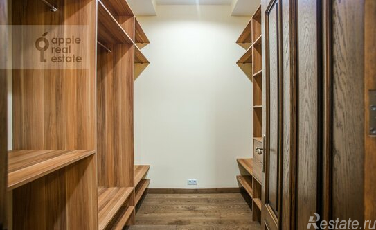 Аренда 2-комн квартиры на вторичном рынке Чапаевский пер,  д. 3