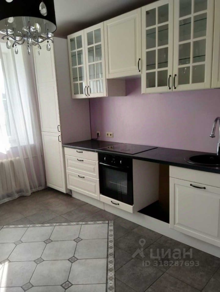 Продажа 2-комн квартиры на вторичном рынке Ленинский проспект, 147к2