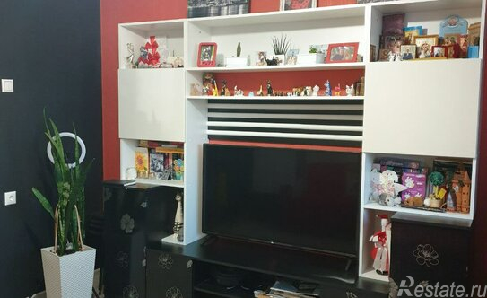 Продажа 3-комн квартиры на вторичном рынке Лобня г, Юности ул,  д. 1