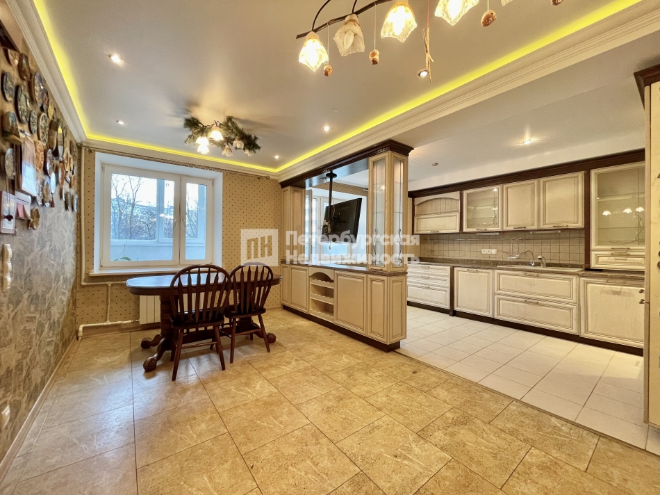 Продажа 4-комн квартиры на вторичном рынке Выборгское шоссе,  д. 2