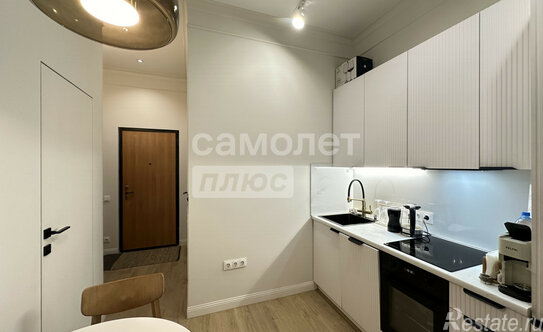 Продажа 1-комн квартиры на вторичном рынке Карманицкий переулок,  д. 3А с4