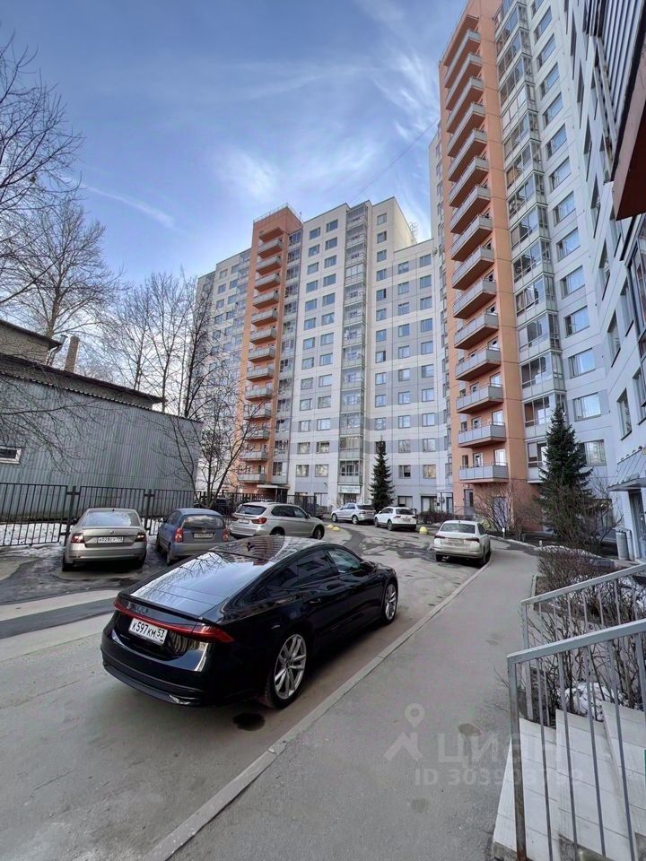 Продажа 1-комн квартиры на вторичном рынке проспект Тореза, 44к2