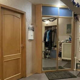 Продажа 3-комн квартиры на вторичном рынке улица Марата,  д. 10