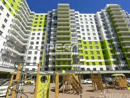 Продажа 4-комн квартиры на вторичном рынке Шушары п,  д. 8 к2