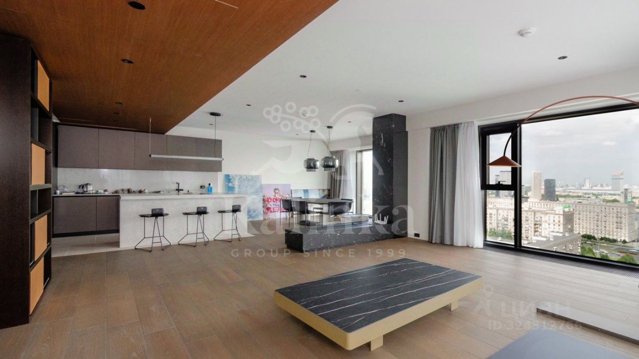 Продажа 2-комн квартиры на вторичном рынке Поклонная улица, 9