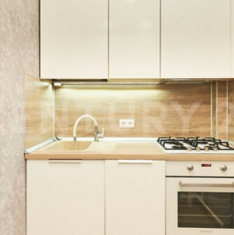 Продажа 2-комн квартиры на вторичном рынке 16-я линия,  д. 77