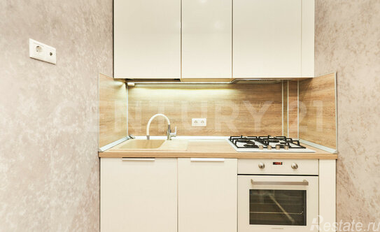 Продажа 2-комн квартиры на вторичном рынке 16-я линия,  д. 77