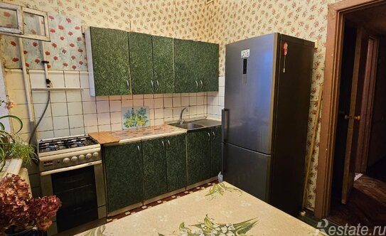 Продажа 3-комн квартиры на вторичном рынке улица Черняховского