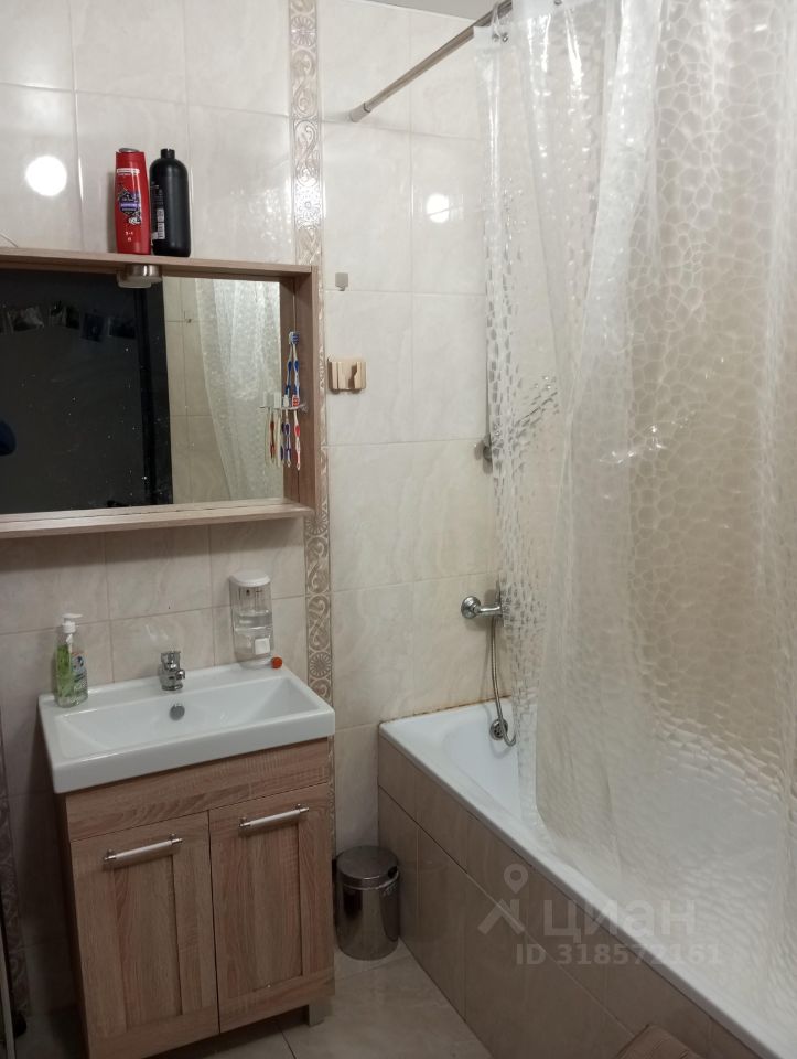 Продажа 2-комн квартиры на вторичном рынке Мурино, проспект Авиаторов Балтики, 11/1