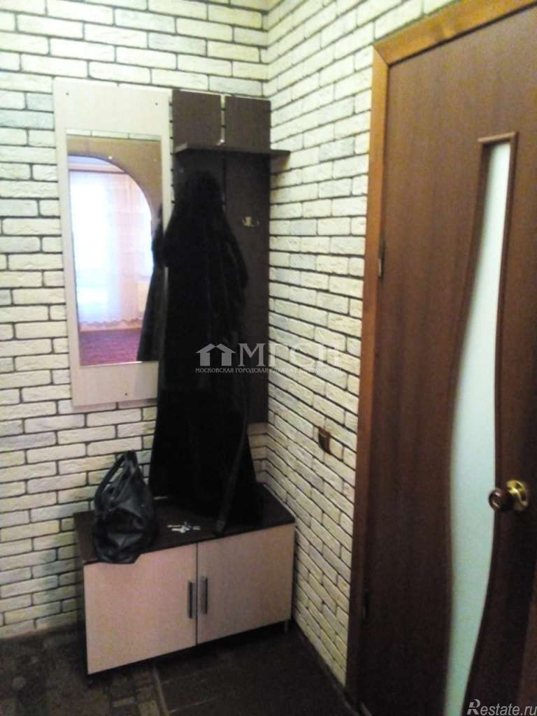 Продажа 1-комн квартиры на вторичном рынке рабочий посёлок Октябрьский, улица Калинина, 14
