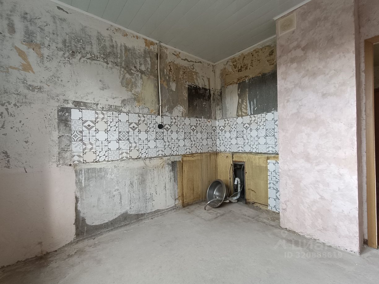 Продажа 1-комн квартиры на вторичном рынке улица Шолохова, 6