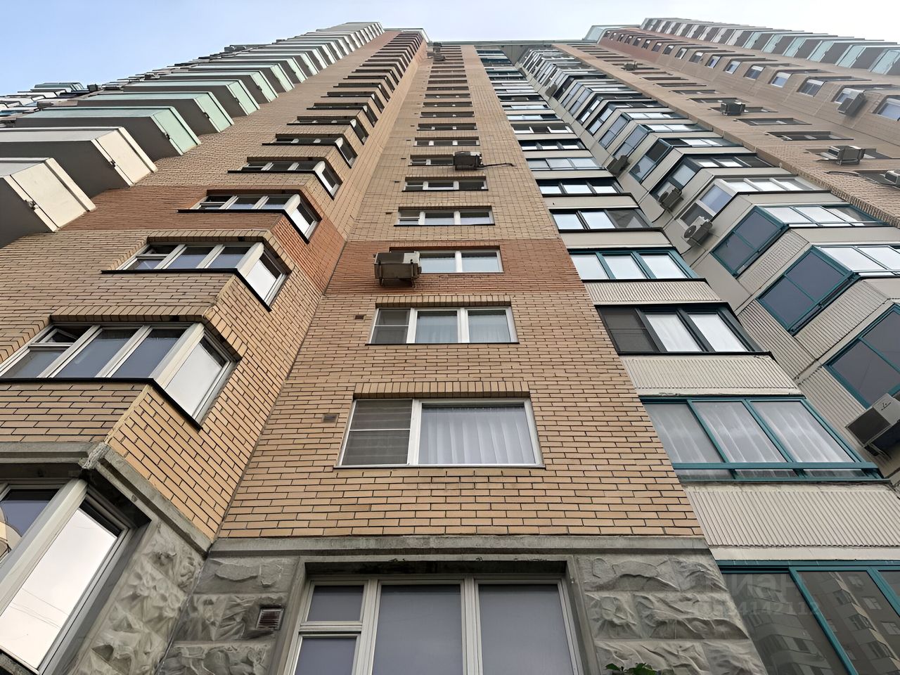 Продажа 2-комн квартиры на вторичном рынке улица Главмосстроя, 10