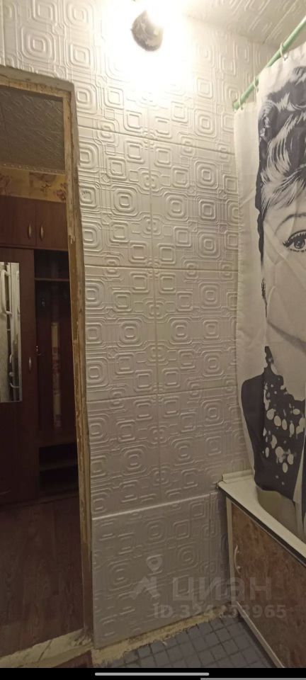 Продажа 1-комн квартиры на вторичном рынке Пикалево г., улица Горняков, 19