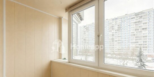 2-комн квартира Осенний б-р,  д. 10,  к. 1