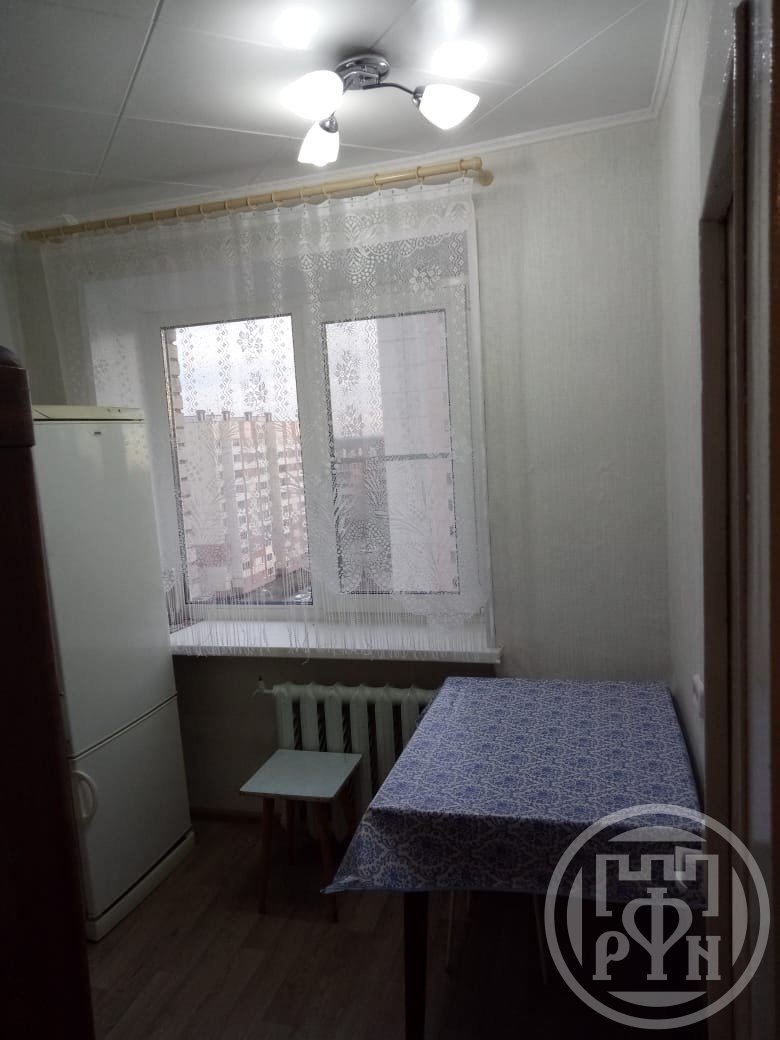 Продажа 1-комн квартиры на вторичном рынке Стрельна г., Санкт-Петербургское шос.,  д. 94,  к. 1