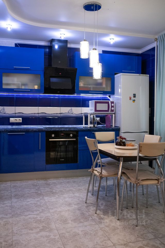 Продажа 3-комн квартиры на вторичном рынке Звенигород, улица Макарова, 19к3