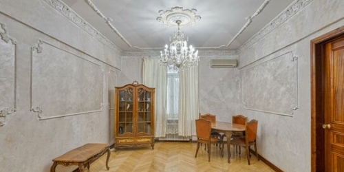 4-комн квартира Зубарев переулок