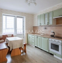 Продажа 2-комн квартиры на вторичном рынке Мурино, ул Екатерининская,  д. 8,  к. 1