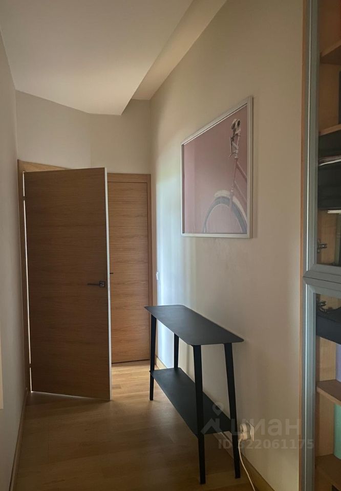 Продажа 3-комн квартиры на вторичном рынке 2-я Алексеевская улица, 7