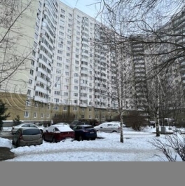 Продажа 4-комн квартиры на вторичном рынке проспект Солидарности