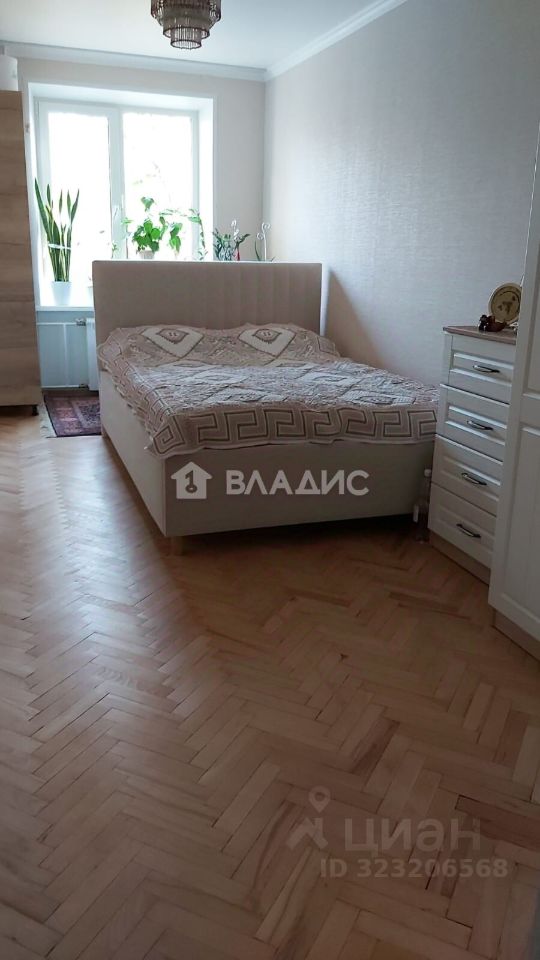 Продажа 3-комн квартиры на вторичном рынке Зеленодольская улица, 24