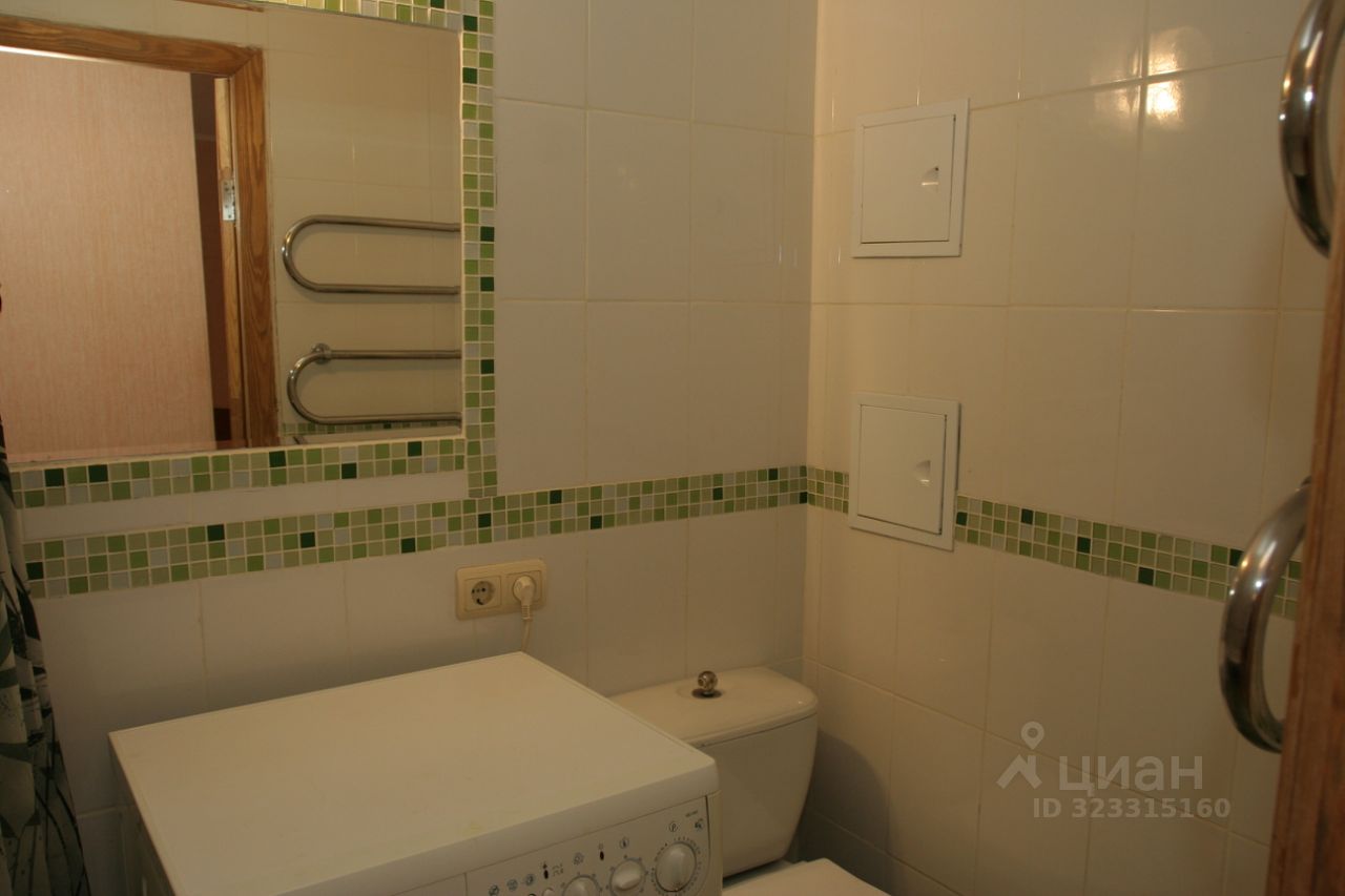 Продажа 1-комн квартиры на вторичном рынке Гвардейская улица, 9К1