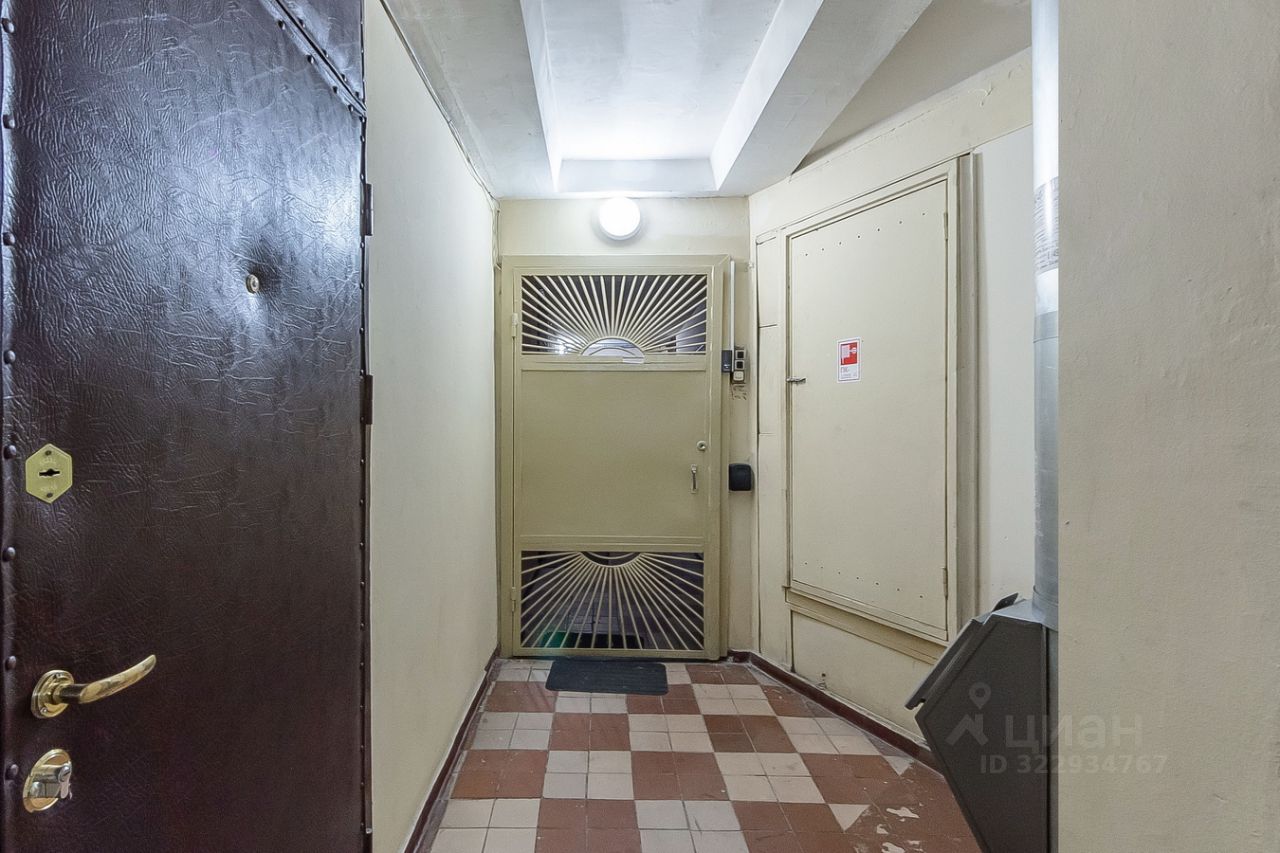 Продажа 3-комн квартиры на вторичном рынке Скаковая улица, 34К3