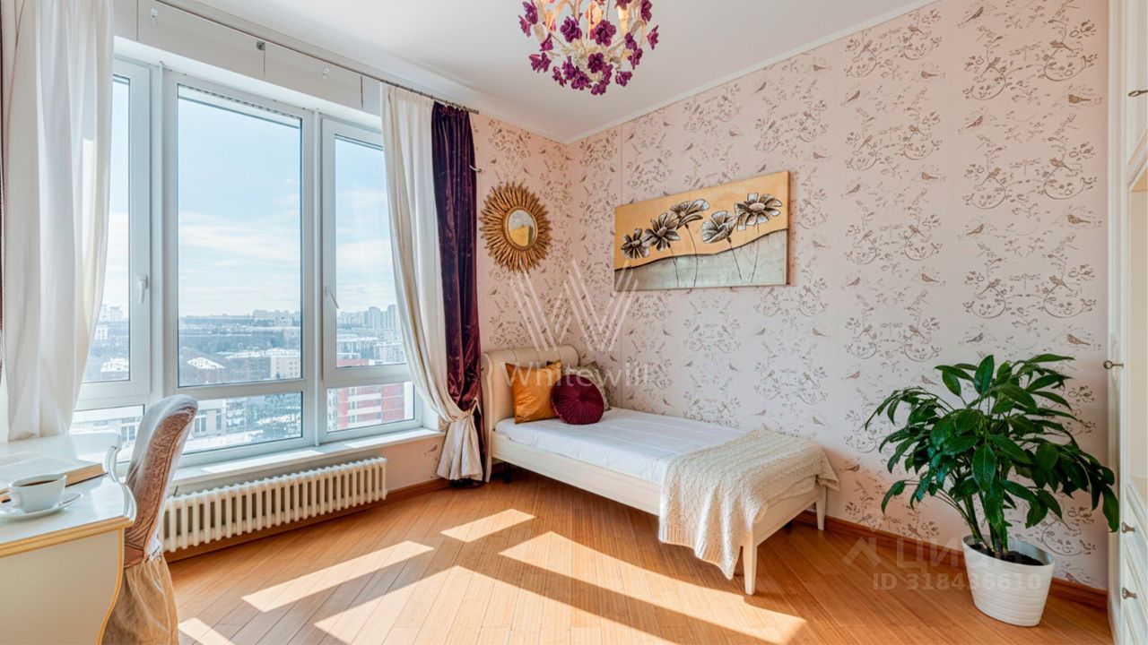 Продажа 4-комн квартиры на вторичном рынке Мосфильмовская улица, 70к4