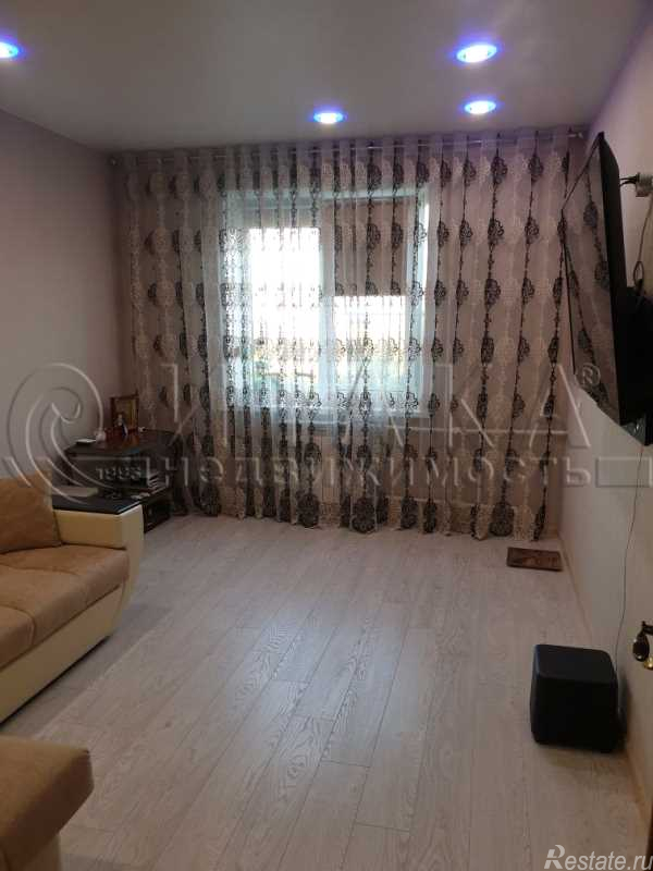 Продажа 2-комн квартиры на вторичном рынке Кингисепп, Большой,  д. 11