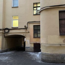 Продажа 3-комн квартиры на вторичном рынке Казначейская улица,  д. 4/16