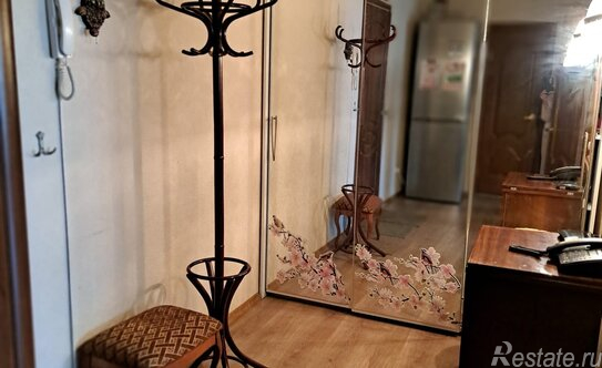 Продажа 1-комн квартиры на вторичном рынке Изюмская улица,  д. 50