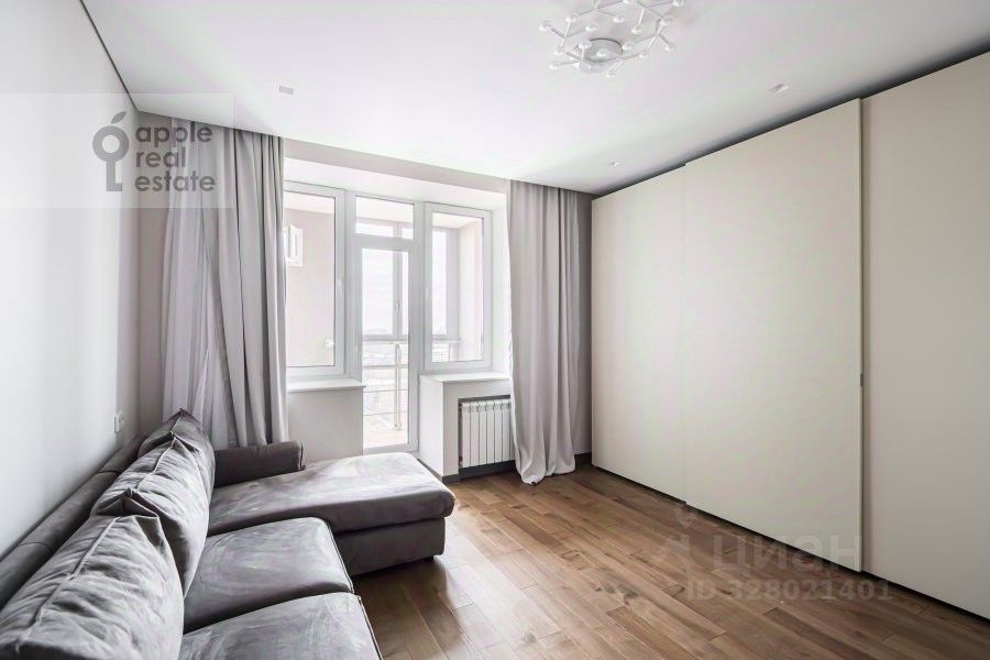 Аренда 4-комн квартиры на вторичном рынке Часовая улица, 19к3