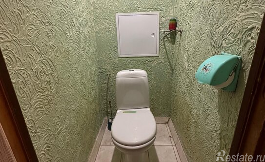 Продажа 3-комн квартиры на вторичном рынке Изваринская улица,  д. 2