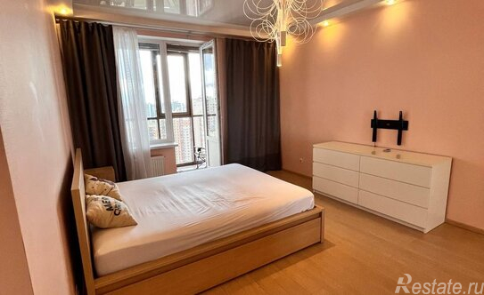 Продажа 1-комн квартиры на вторичном рынке проспект Королёва,  д. 65