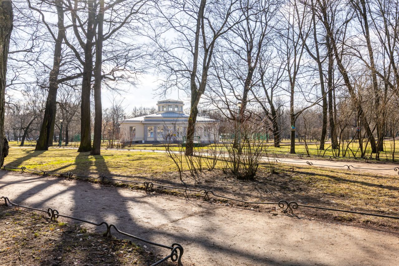 Продажа 2-комн квартиры на вторичном рынке Таврическая улица, 27