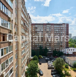 Аренда 3-комн квартиры на вторичном рынке Оршанская улица,  д. 9