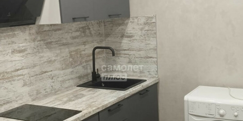 2-комн квартира улица Богданова,  д. 32