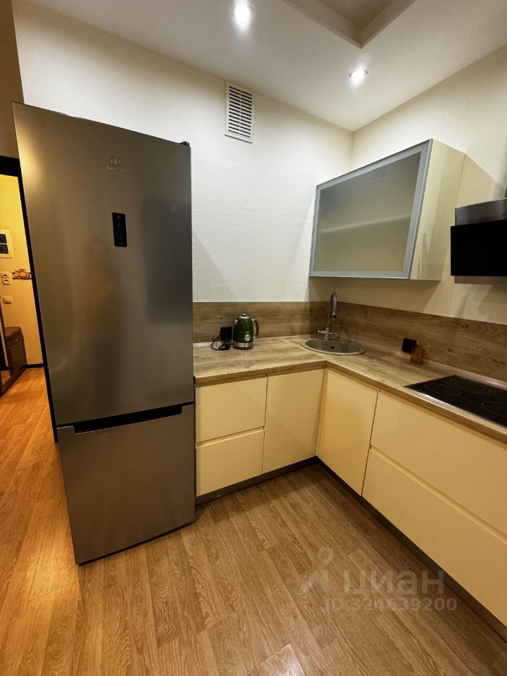 Аренда 1-комн квартиры на вторичном рынке Мурино, бульвар Петровский, 11к1