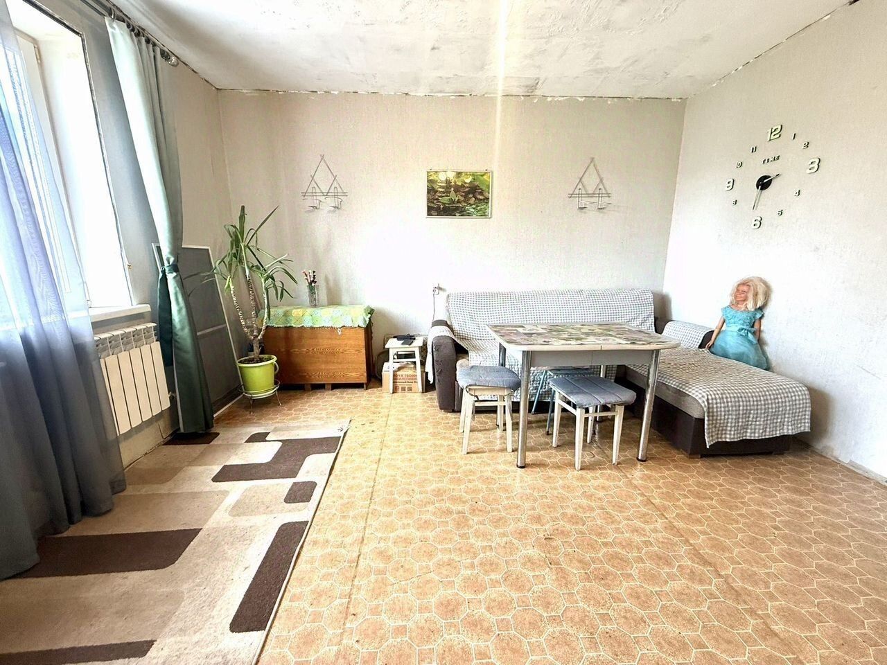 Продажа 3-комн квартиры на вторичном рынке 4-й мкр,  д. 44