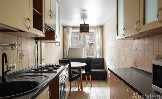 Продажа 2-комн квартиры на вторичном рынке ул Чапыгина,  д. 3а