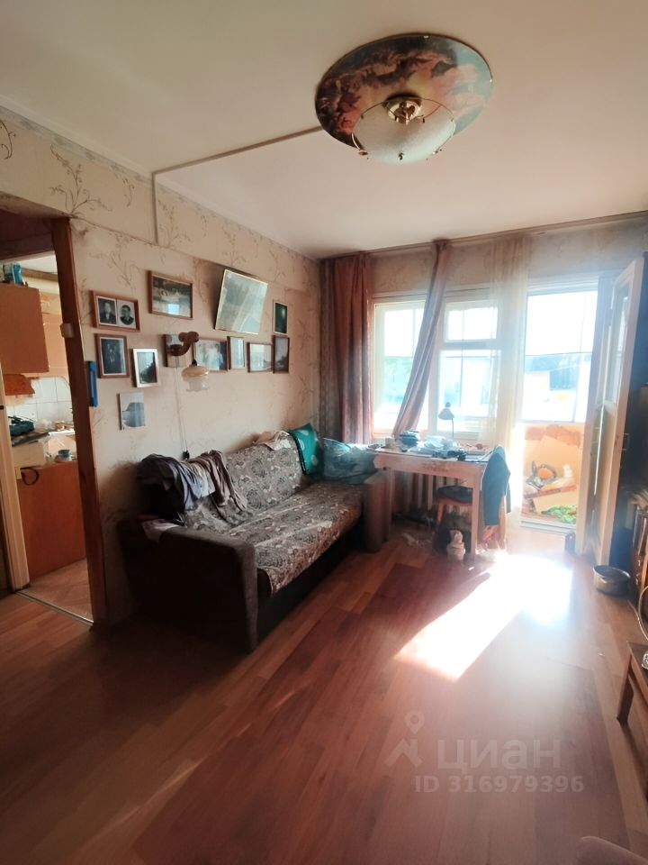 Продажа 1-комн квартиры на вторичном рынке пос. Мга, проспект Красного Октября, 67