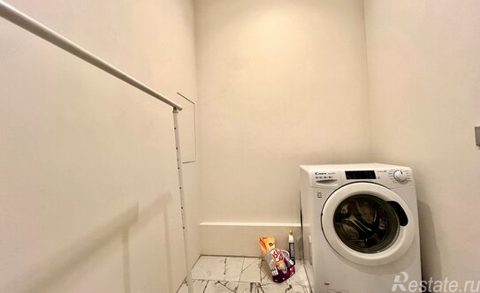 Продажа 2-комн квартиры на вторичном рынке Сколковское ш,  д. 40 к2