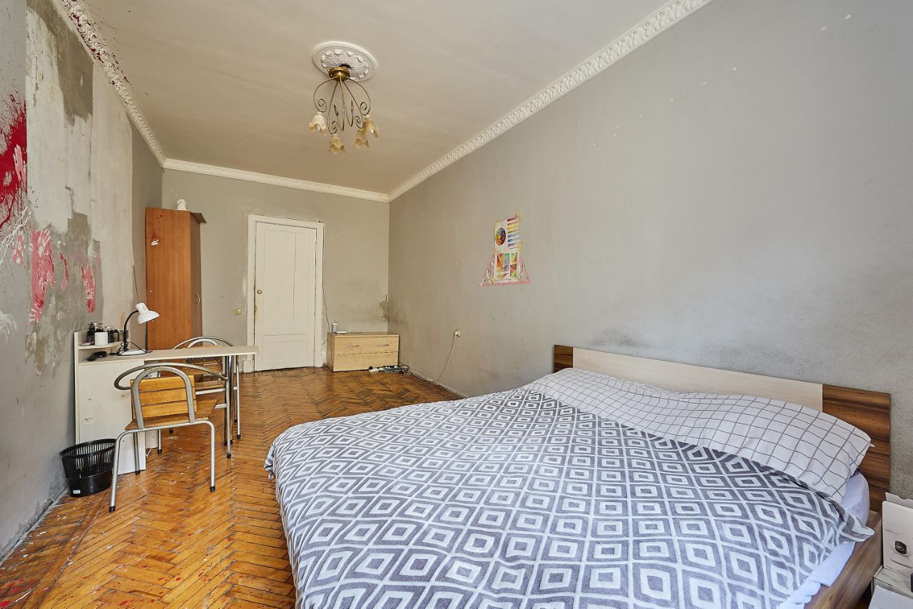 Продажа 3-комн квартиры на вторичном рынке Большой Казачий переулок, 11