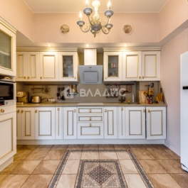 Продажа 4-комн квартиры на вторичном рынке улица Блохина,  д. 13