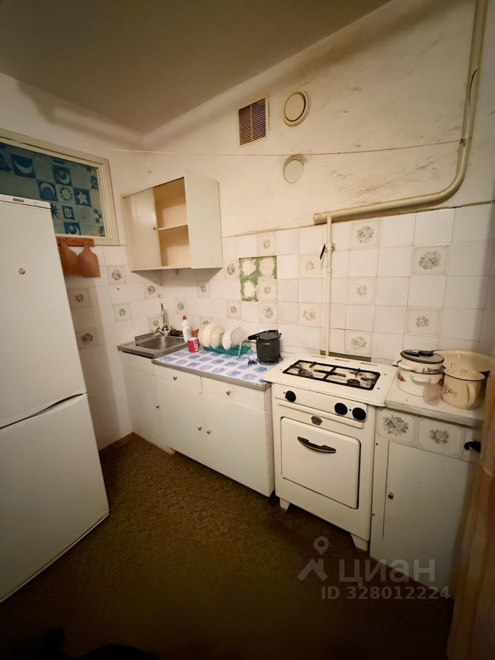 Продажа 2-комн квартиры на вторичном рынке Клин, улица Мечникова, 18