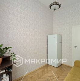 Продажа 2-комн квартиры на вторичном рынке Римского-Корсакова пр-кт,  д. 20